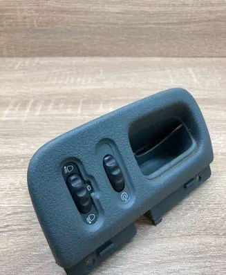 Renault Clio III Headlight level height control switch 7700841235