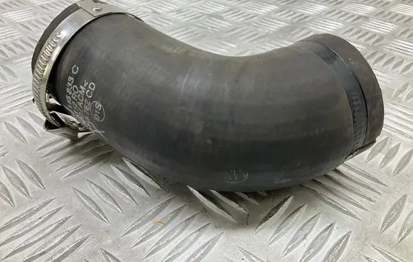 Intercooler hose/pipe