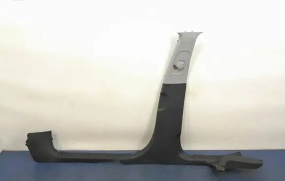 Hyundai i30 Other sill/pillar trim element 85845-A6000