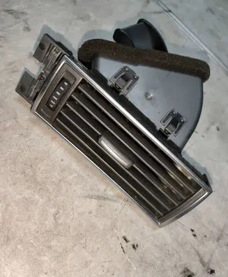 Audi A6 S6 C6 4F Dashboard side air vent grill/cover trim 4F1820902B