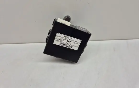 Toyota C-HR I Hand brake control module 8905010010