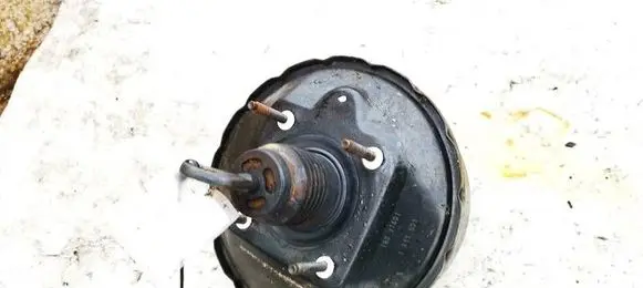 Chrysler PT Cruiser Brake booster P5273912AB