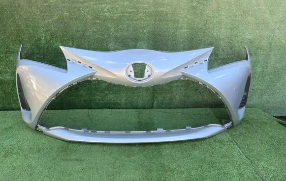 Toyota Yaris Front bumper 521190DA40