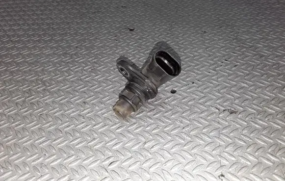 Opel Insignia A Camshaft position sensor 55201876