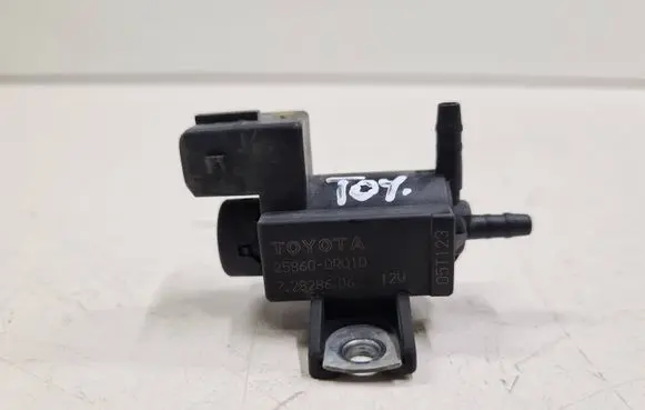 Toyota Corolla Verso E121 Turbo solenoid valve 258600R010 72828606