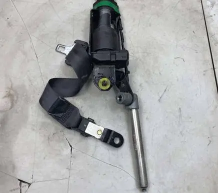 Volvo S60 Front seatbelt 8626240