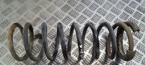 Ford Mondeo MK II Rear coil spring