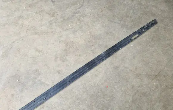 Volkswagen Jetta I Front bumper splitter molding 161853593