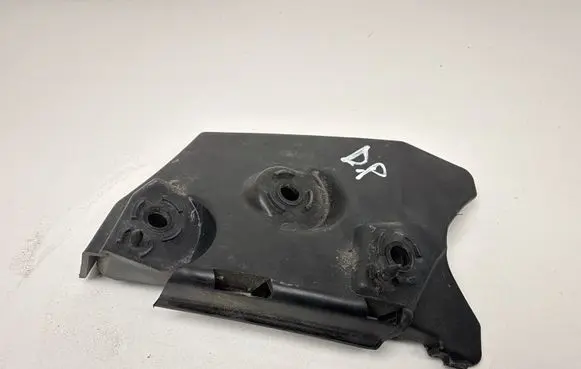 Seat Altea XL Front bumper mounting bracket 5P0807184A