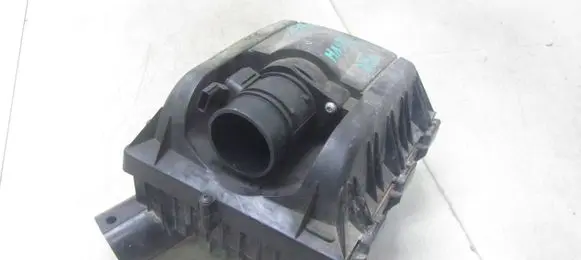 Air filter box