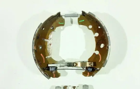 Mazda 2 Brake pads (rear) 400177S D8280