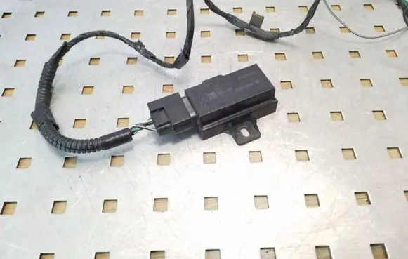 Chrysler 300 - 300C Tire pressure sensor 04602505AB