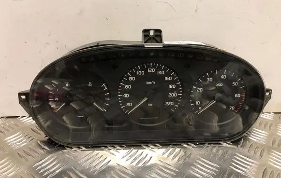 Renault Scenic I Speedometer (instrument cluster) 215781612