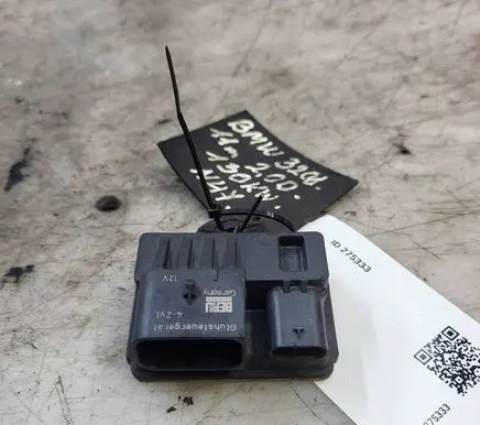 BMW 3 E90 E91 Glow plug pre-heat relay 7810856 0522120103