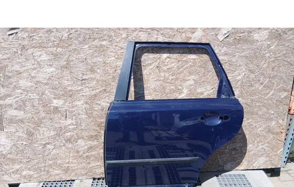 Volvo V50 Rear door 
