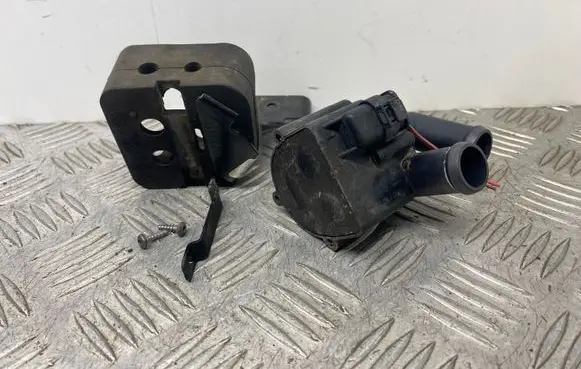 BMW 5 F10 F11 Electric auxiliary coolant/water pump 9230234 64119230234 9239313