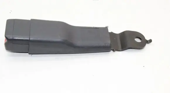 Chrysler 300 - 300C Front seatbelt buckle