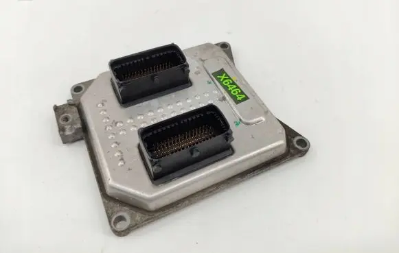 Opel Astra H Engine control unit/module 55564081