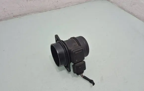 Mercedes-Benz B W245 Mass air flow meter A0000943348