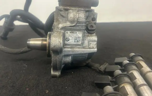 BMW 1 E82 E88 Fuel injection system set 0445010509 7801000