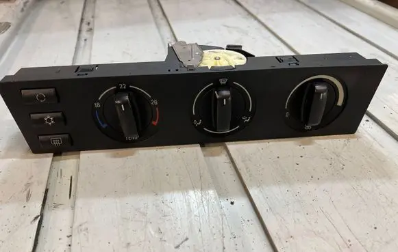BMW 5 E39 Climate control unit 6916655 900251130004 00072045