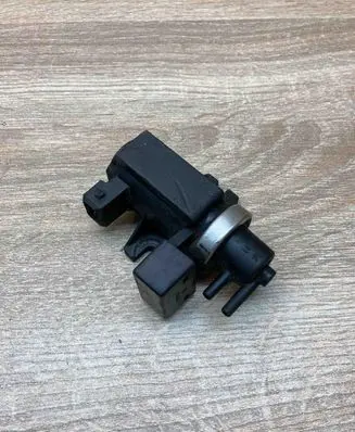 BMW X5 E53 Turbo solenoid valve 2247906 72279600 USED
