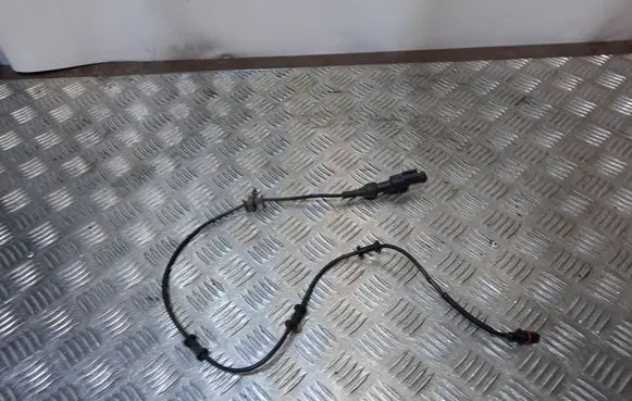 Jaguar XF Front ABS sensor wiring 8W832C204AB
