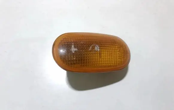 Mitsubishi Galant Front fender indicator light 1132216 1132-216