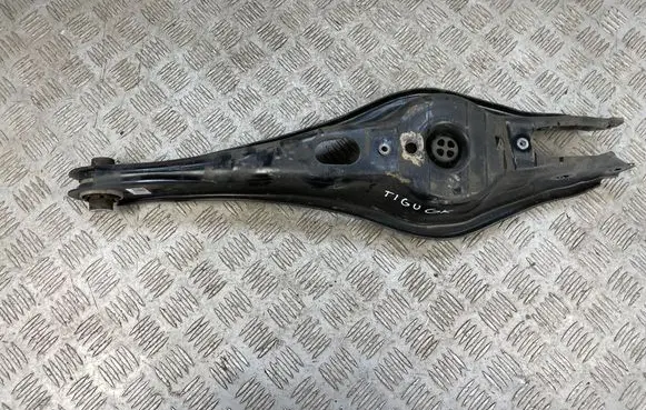 Rear control arm