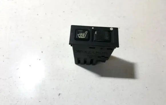BMW 5 E39 Seat heating switch 61318352259