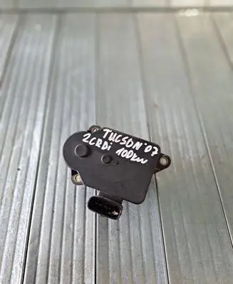 Hyundai Tucson JM Intake manifold valve actuator/motor 2838127400