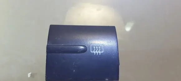 Seat Toledo II (1M) Windscreen/window heater switch 1M1959621