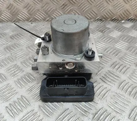 Tesla Model Y ABS Pump 104474500B