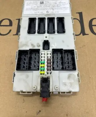 BMW 1 F20 F21 Other control units/modules 6843901