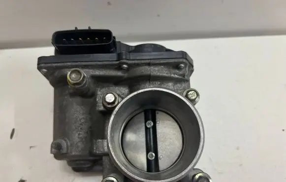 Mazda 2 Throttle body valve P53N13640