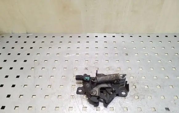 Toyota RAV 4 (XA30) Engine bonnet/hood lock/catch