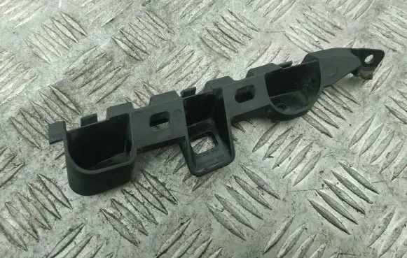 Volkswagen PASSAT B7 Front bumper mounting bracket 3AA807183