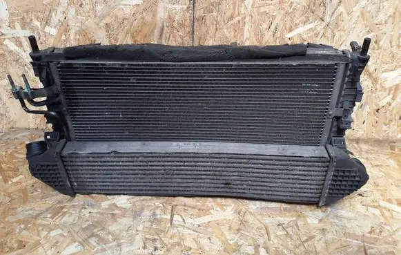 Ford Focus Radiator set 