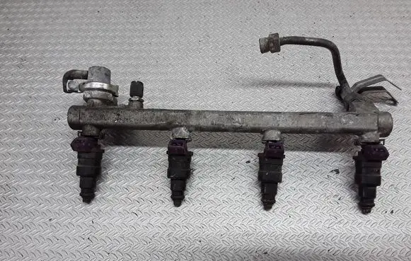 Opel Vectra B Fuel injectors set 90411552 5WK90531