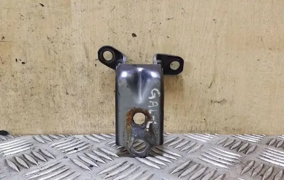 Subaru Outback Rear door lower hinge