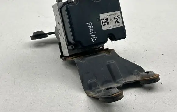 Chrysler Pacifica ABS Pump 68222745AG HR656360