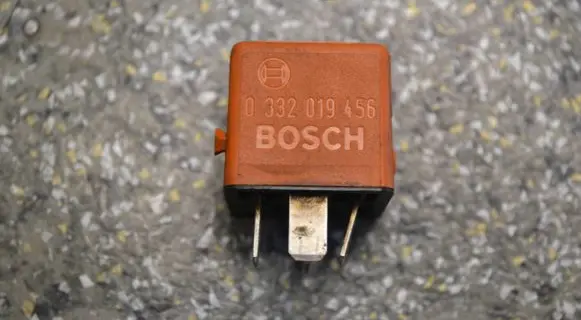 BMW X5 E53 Other relay 0332019456