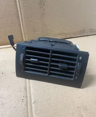 BMW 5 E39 Rear air vent grill 8376150