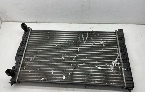 Volkswagen PASSAT B5.5 Coolant radiator