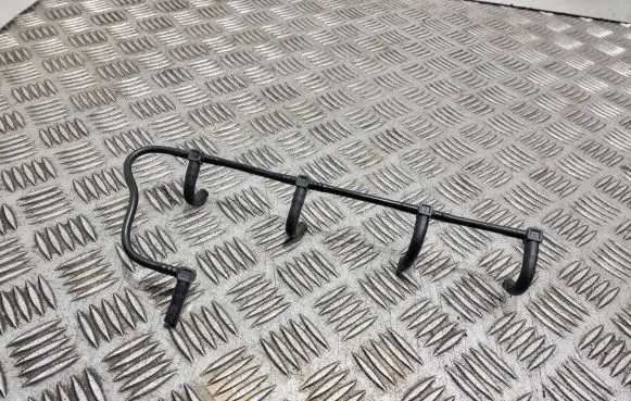 Nissan Almera N16 Fuel return line/hose 8200171176