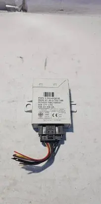 BMW 5 E39 Immobilizer control unit/module 61354100188 YWC106531
