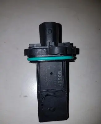 Opel Mokka Mass air flow meter 0281006311