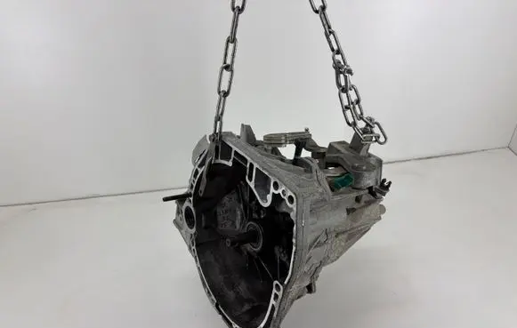 Nissan Juke I F15 Manual 6 speed gearbox 320100960R