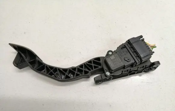 Ford Galaxy Accelerator throttle pedal 4M519F836BH