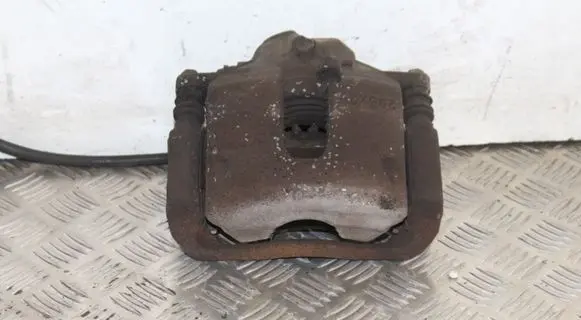 Mercedes-Benz E W212 Front brake caliper